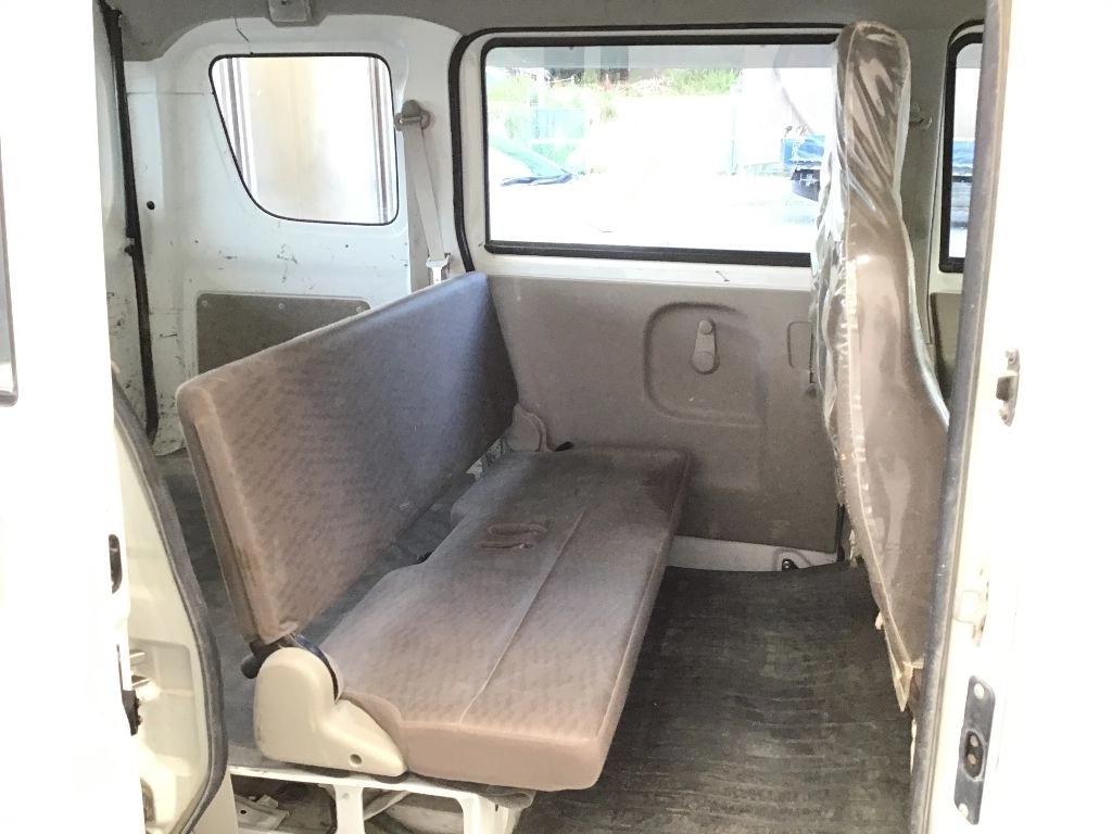 NISSAN NV100 CLIPPER