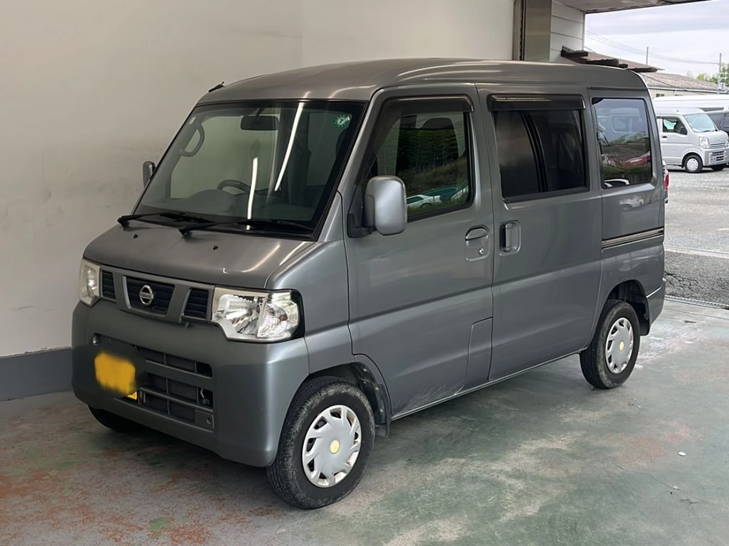 NISSAN NV100 CLIPPER