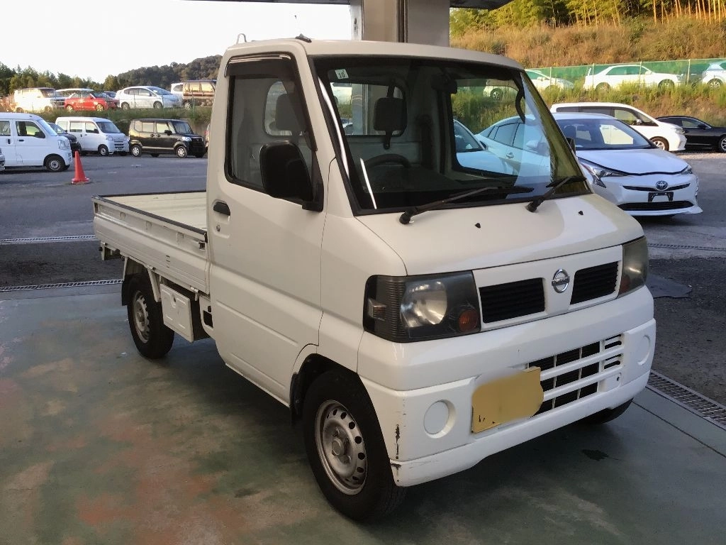 NISSAN CLIPPER TRUCK
