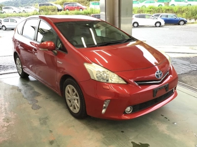 TOYOTA PRIUS ALPHA