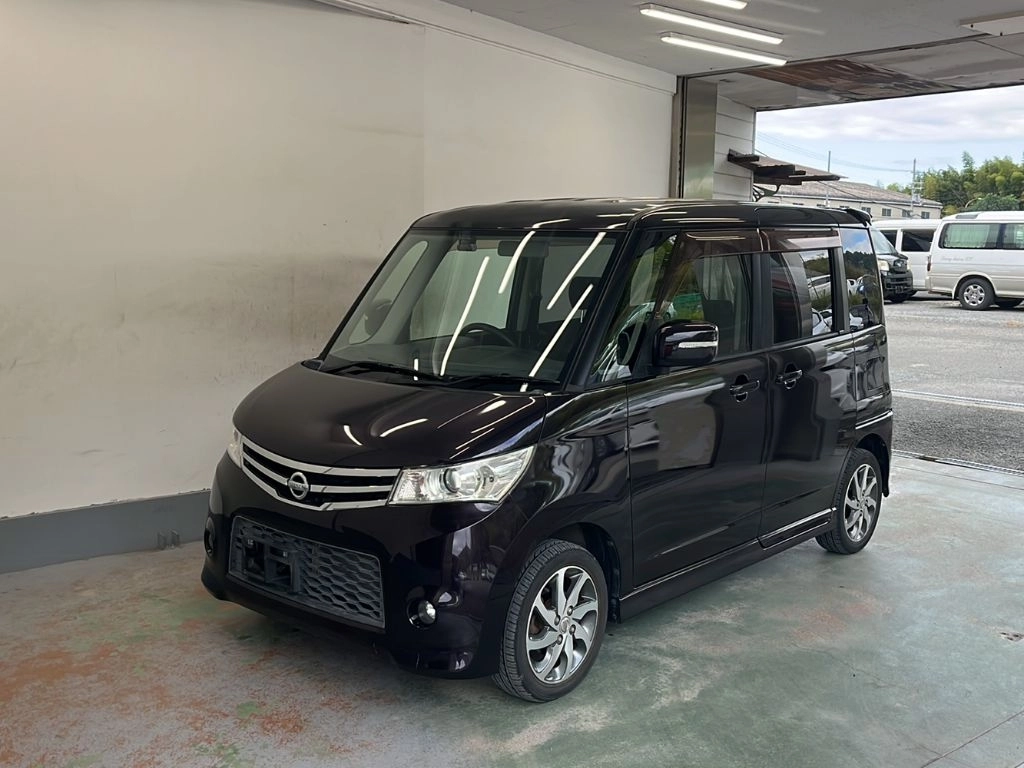 NISSAN ROOX