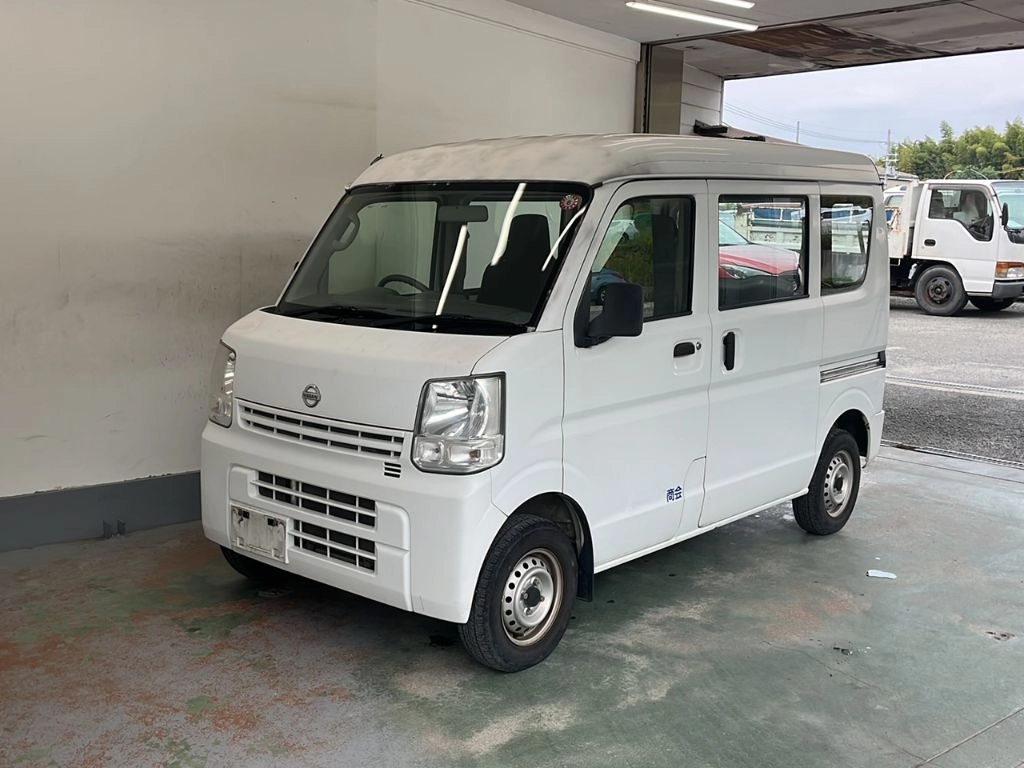 NISSAN NV100 CLIPPER