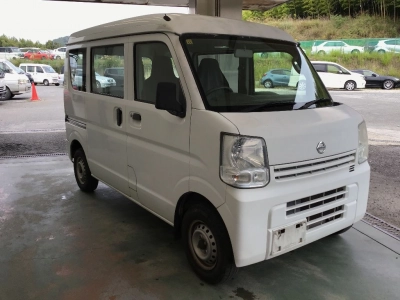 NISSAN NV100 CLIPPER