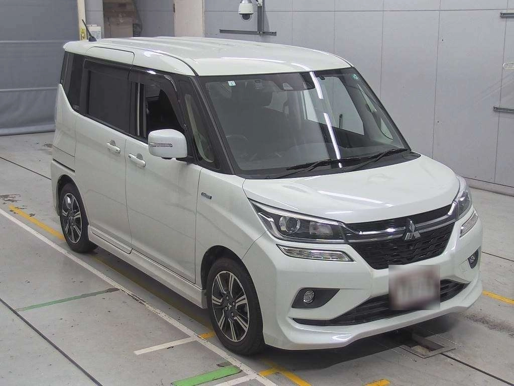 MITSUBISHI DELICA D:2