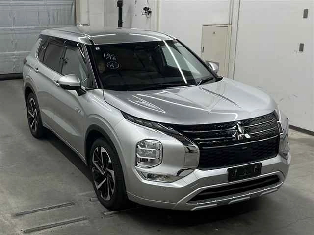 MITSUBISHI OUTLANDER PHEV
