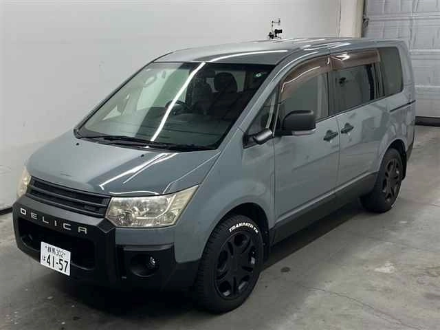MITSUBISHI DELICA D:5