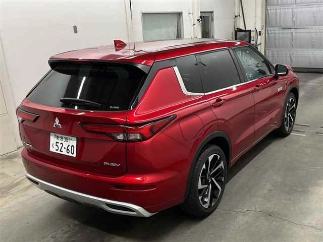 MITSUBISHI OUTLANDER PHEV