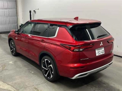 MITSUBISHI OUTLANDER PHEV