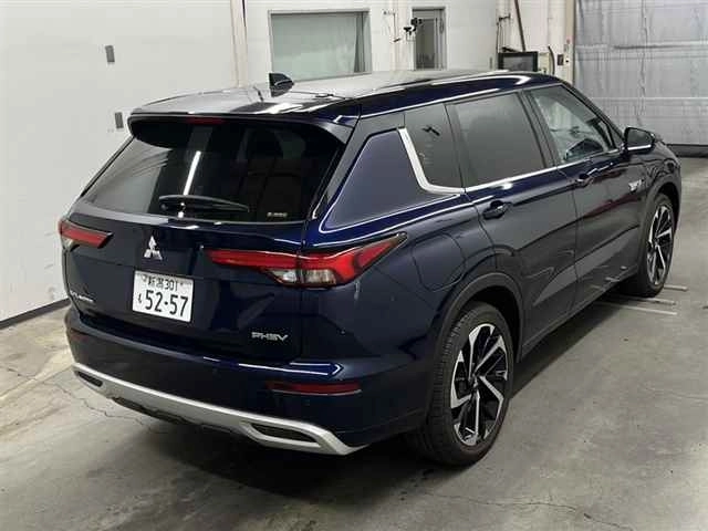 MITSUBISHI OUTLANDER PHEV