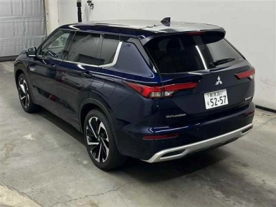 MITSUBISHI OUTLANDER PHEV