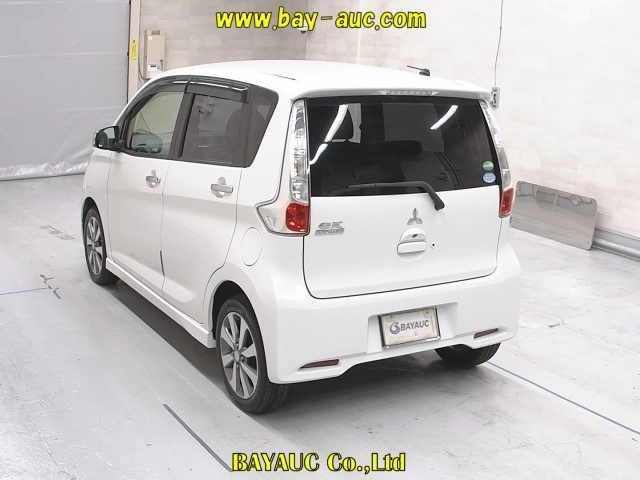 MITSUBISHI EK CUSTOM