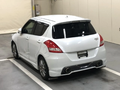SUZUKI SWIFT SPORTS