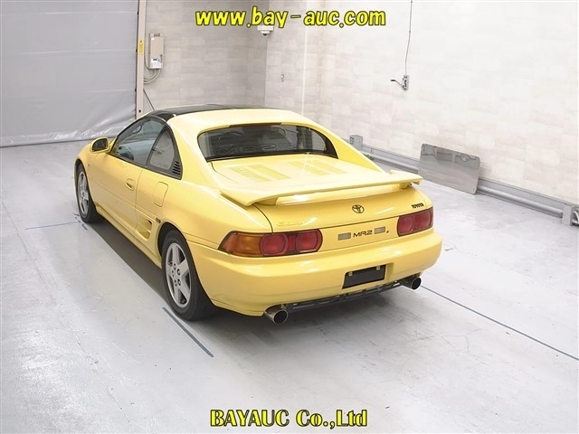 TOYOTA MR2