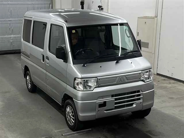 MITSUBISHI MINICAB MIEV