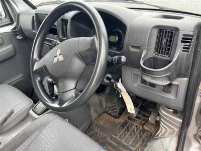 MITSUBISHI MINICAB MIEV
