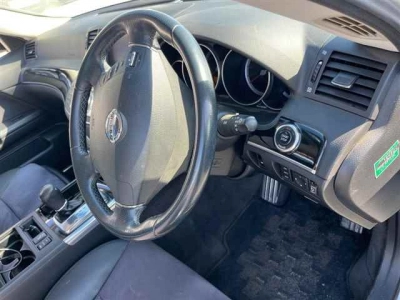NISSAN FUGA