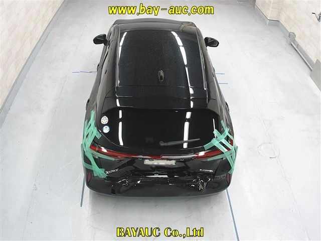 NISSAN AURA