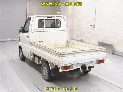 NISSAN CLIPPER TRUCK
