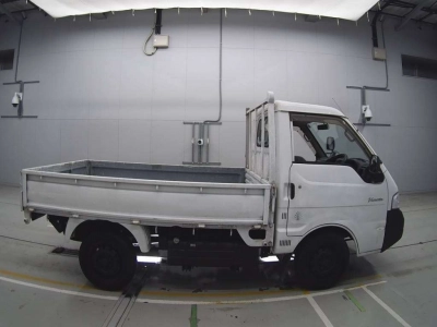 NISSAN VANETTE TRUCK