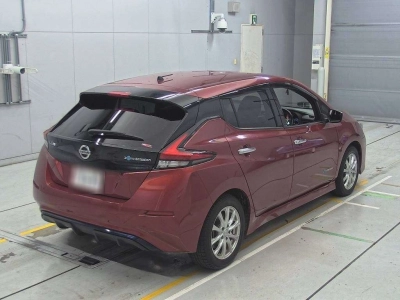 NISSAN LEAF