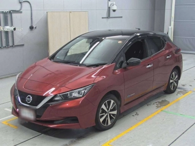 NISSAN LEAF