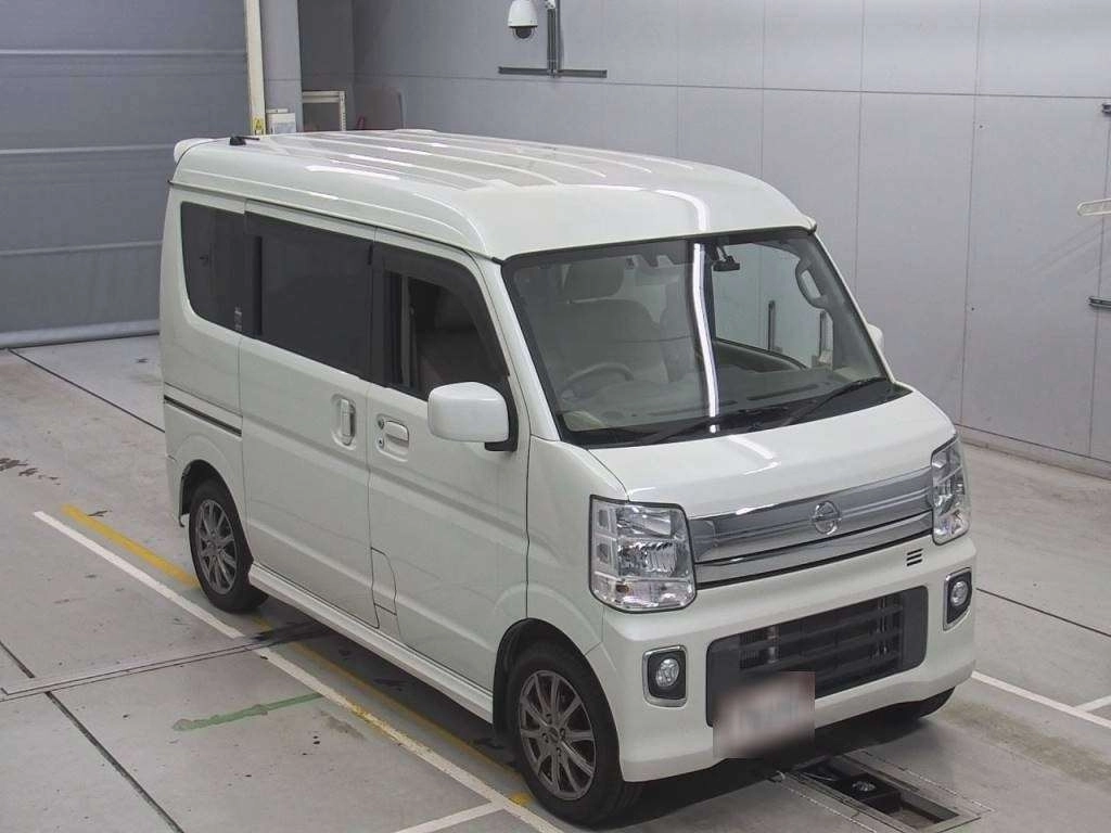 NISSAN NV100 CLIPPER RIO