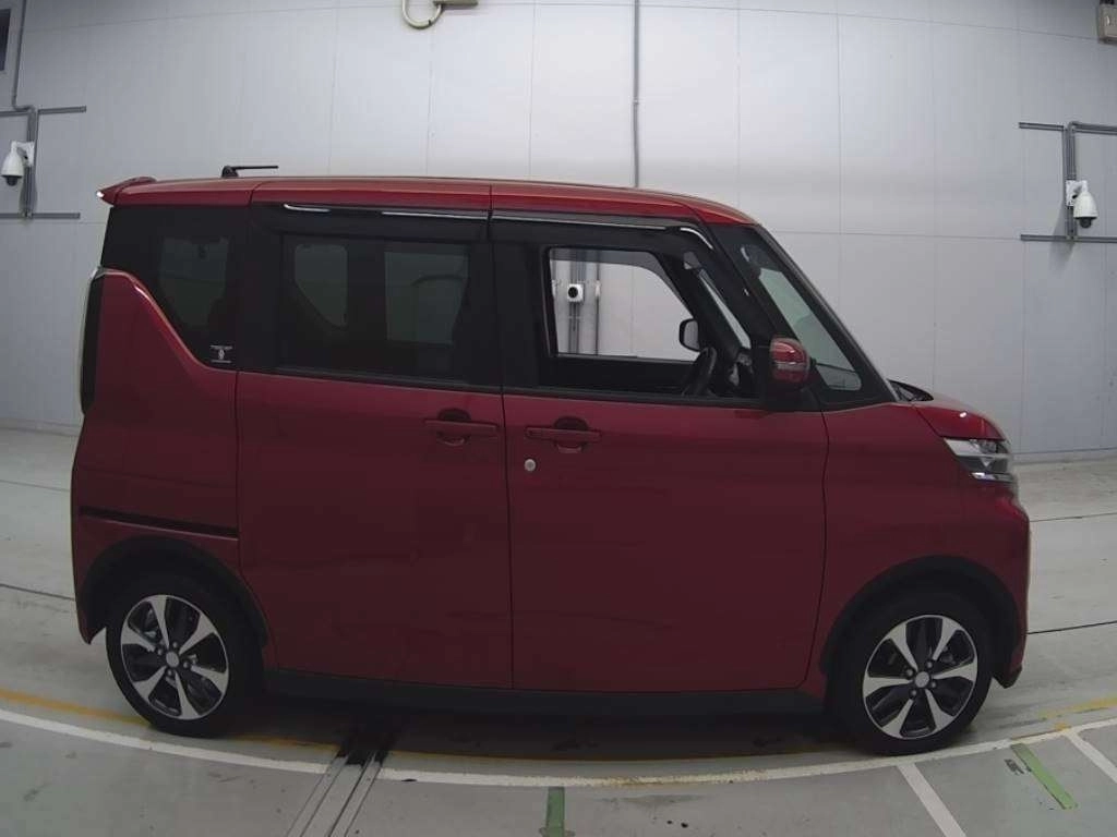MITSUBISHI EK X SPACE