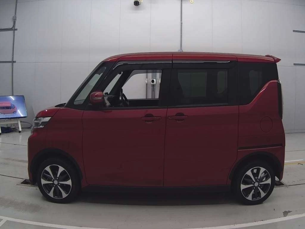 MITSUBISHI EK X SPACE