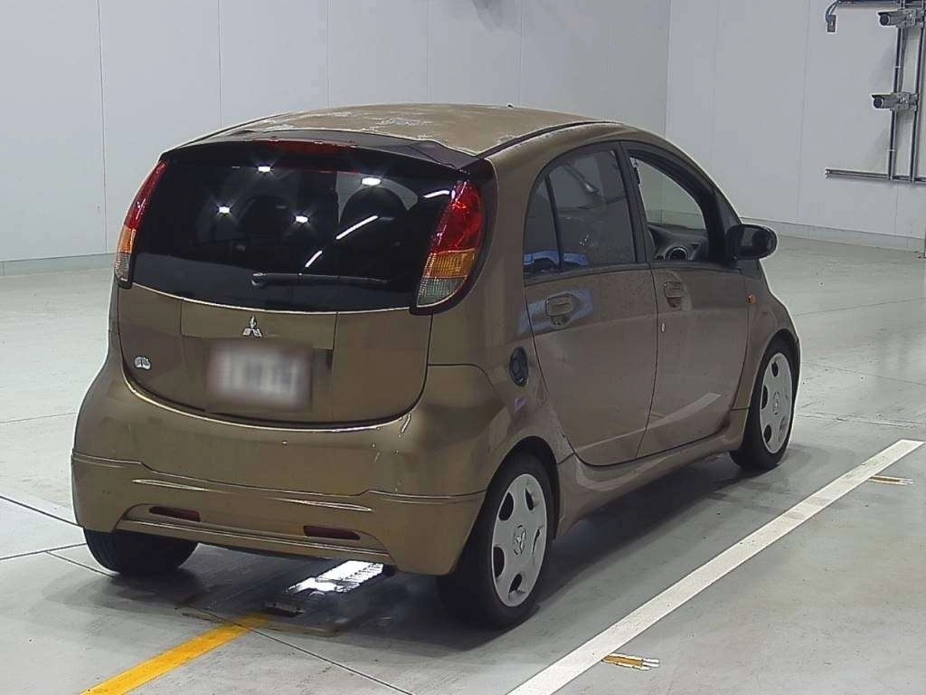 MITSUBISHI I
