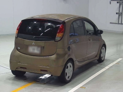 MITSUBISHI I