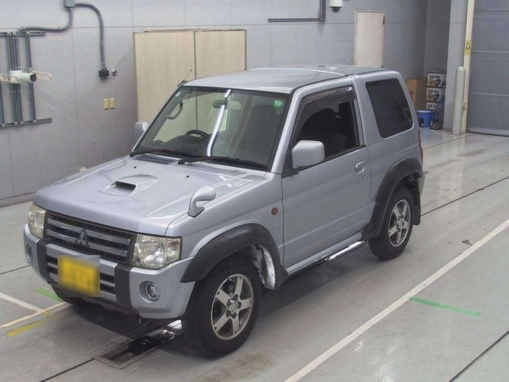 MITSUBISHI PAJERO MINI