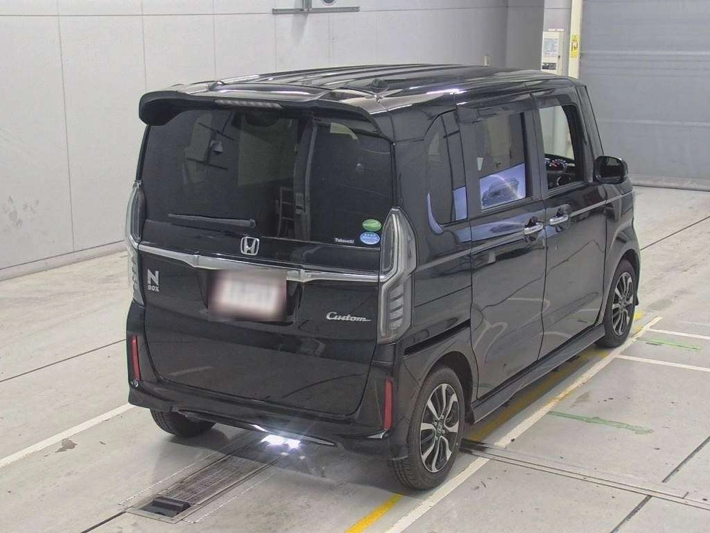 HONDA N BOX CUSTOM