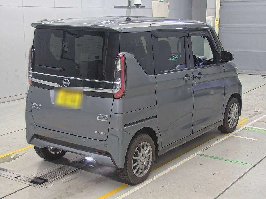 NISSAN ROOX