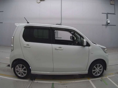 SUZUKI WAGON R STINGRAY