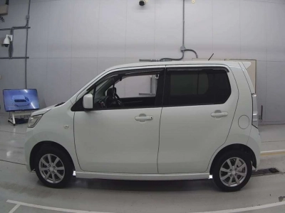 SUZUKI WAGON R STINGRAY