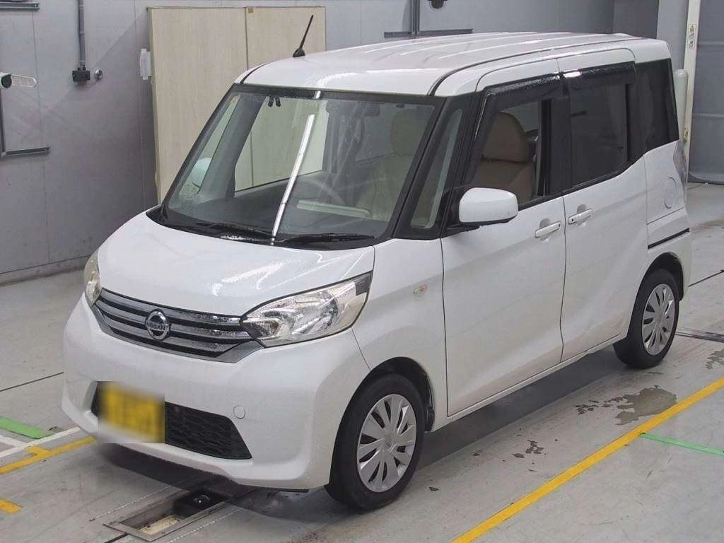 NISSAN DAYZ ROOX