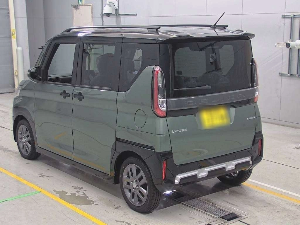 MITSUBISHI DELICA MINI