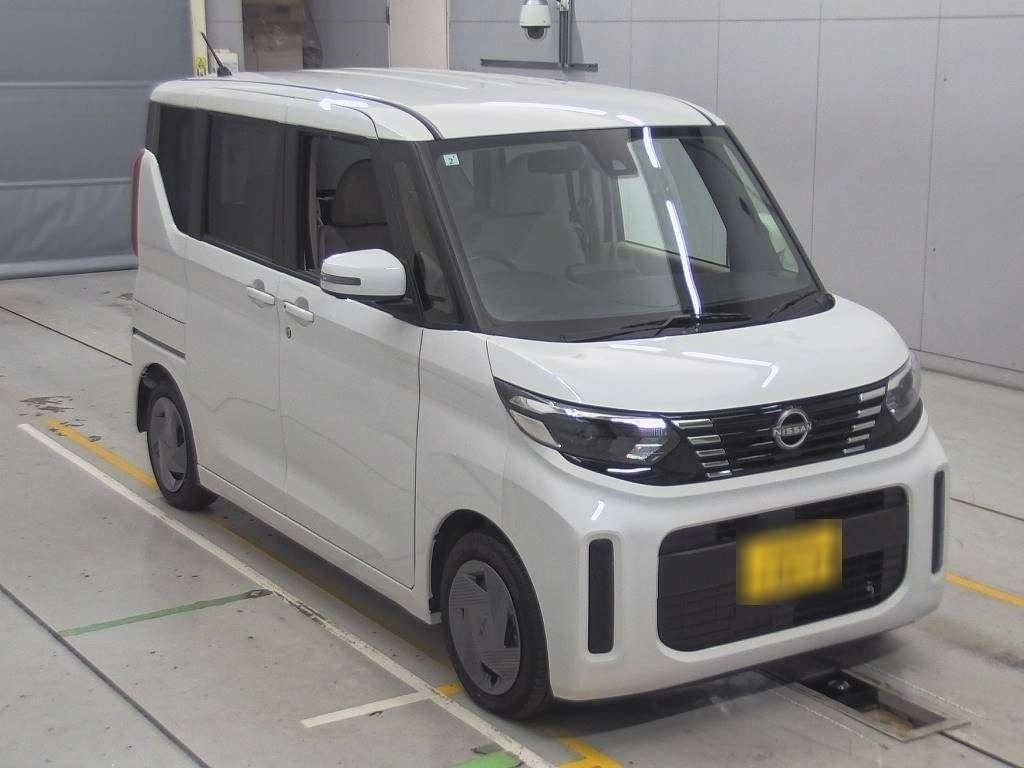 NISSAN ROOX
