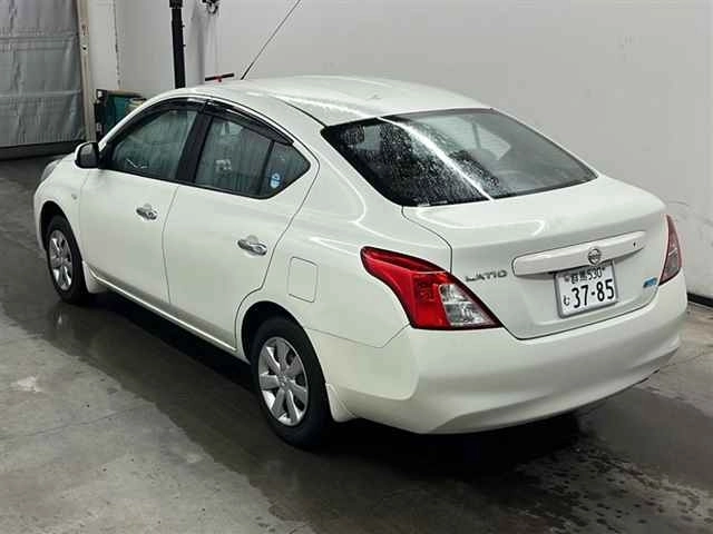 NISSAN TIIDA LATIO