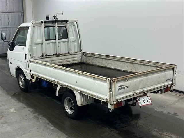NISSAN VANETTE TRUCK