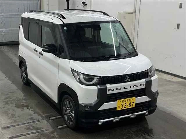 MITSUBISHI DELICA MINI