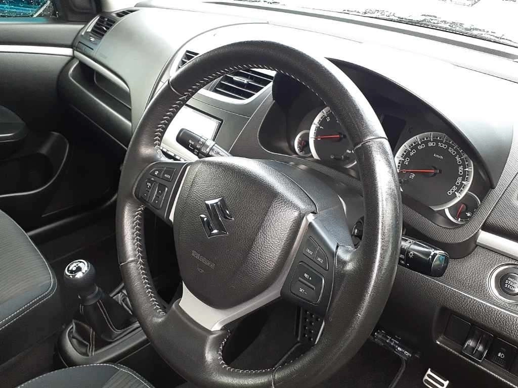 SUZUKI SWIFT