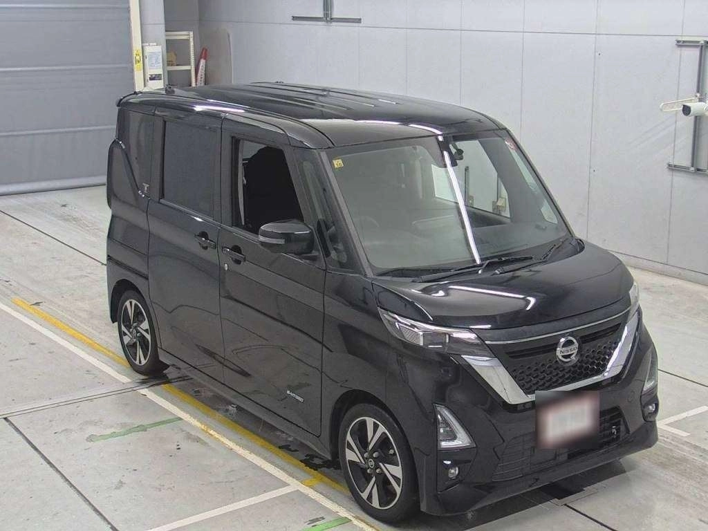 NISSAN ROOX
