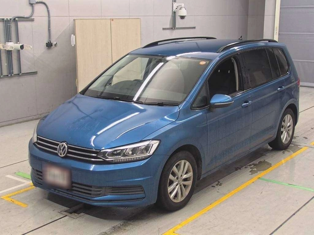 VOLKSWAGEN GOLF TOURAN