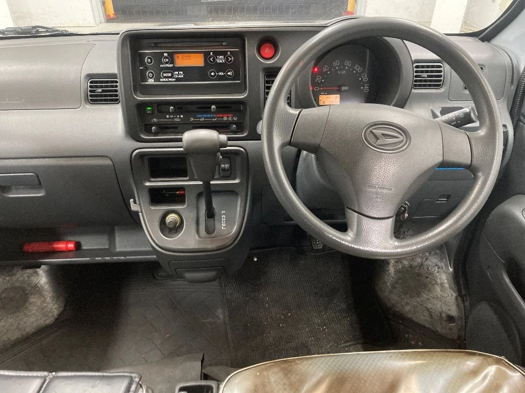 DAIHATSU HIJET CARGO