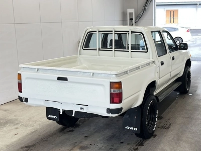 TOYOTA HILUX PICK UP