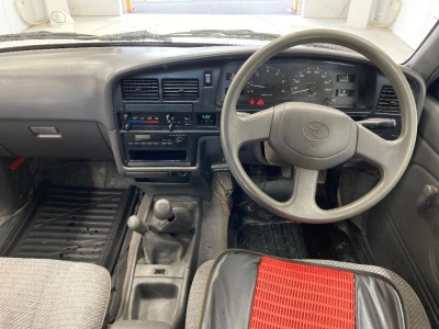 TOYOTA HILUX PICK UP