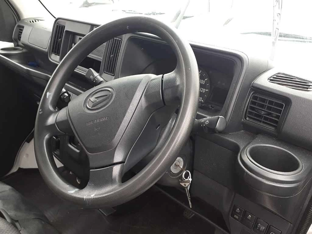 DAIHATSU HIJET CARGO