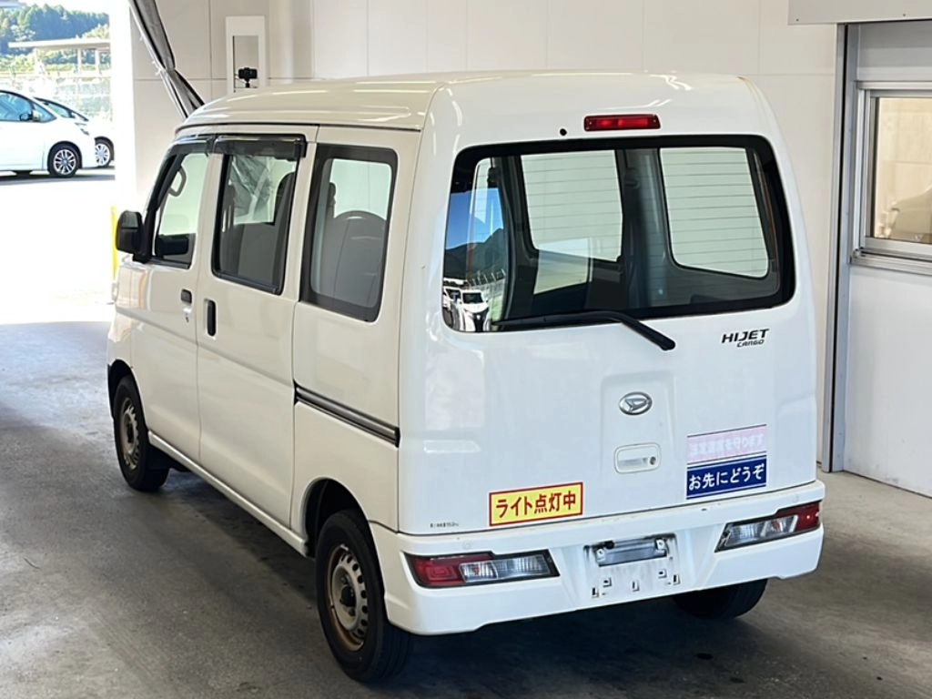 DAIHATSU HIJET CARGO