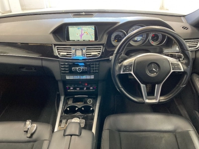 MERCEDES BENZ E CLASS